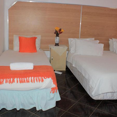 His Glory Guest House Vryheid Eksteriør bilde