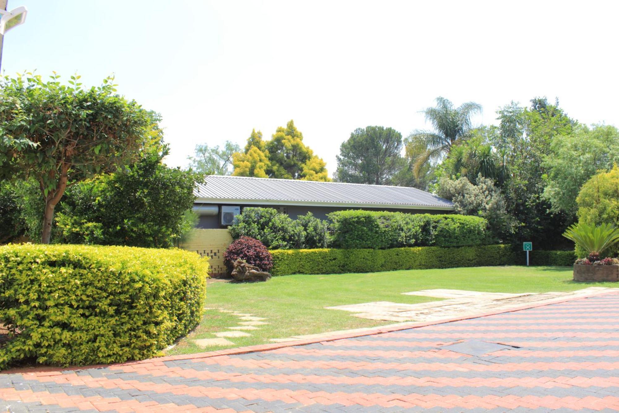 His Glory Guest House Vryheid Eksteriør bilde