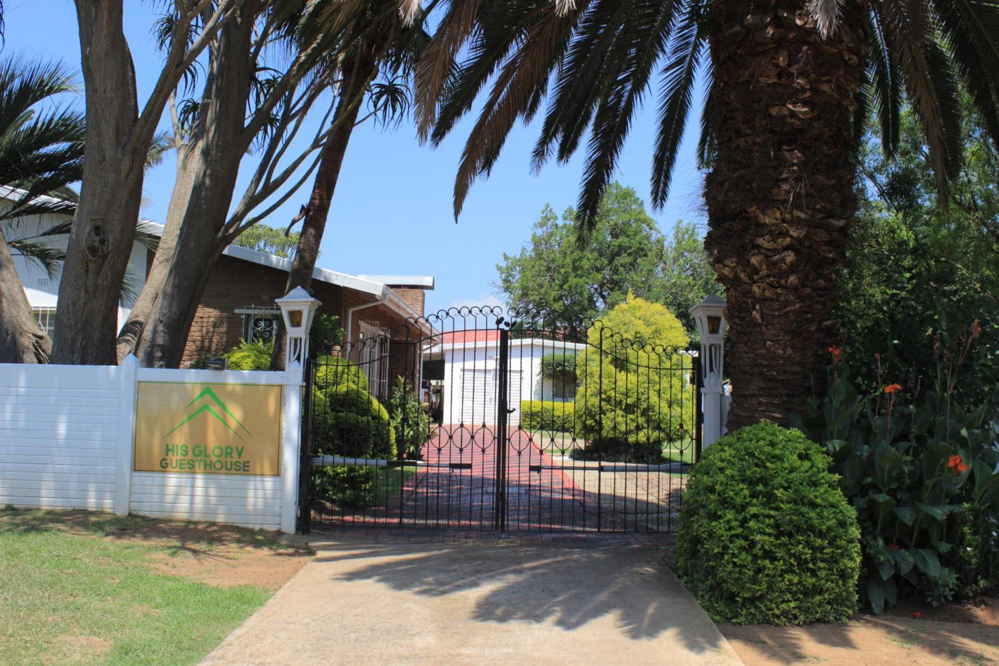 His Glory Guest House Vryheid Eksteriør bilde