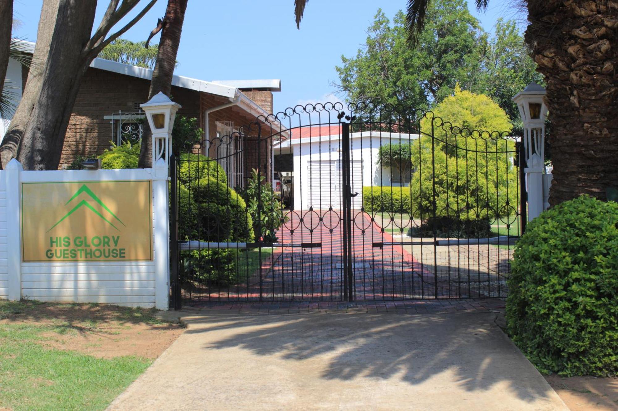 His Glory Guest House Vryheid Eksteriør bilde